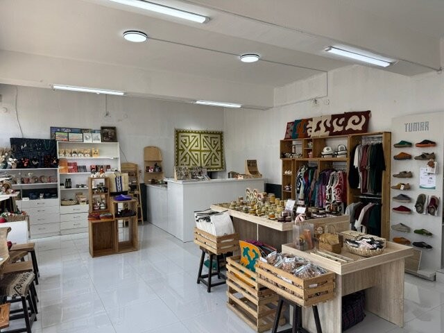 Nomad Store Souvenir Shop-Osh必去景点