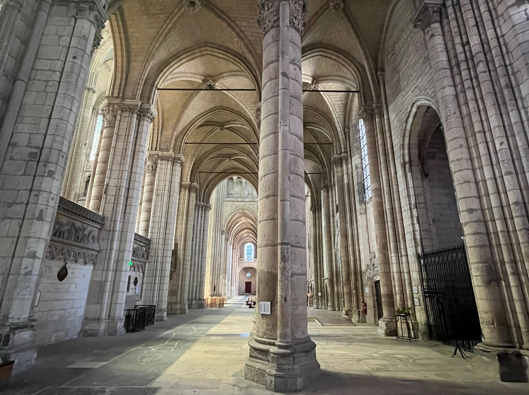 Basilique de Saint-Quentin-Saint-Quentin City必去景点