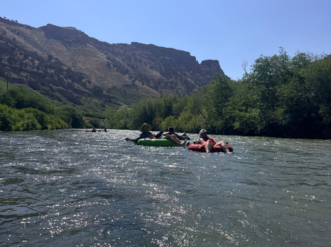 Barefoot Tubing-Morgan必去景点