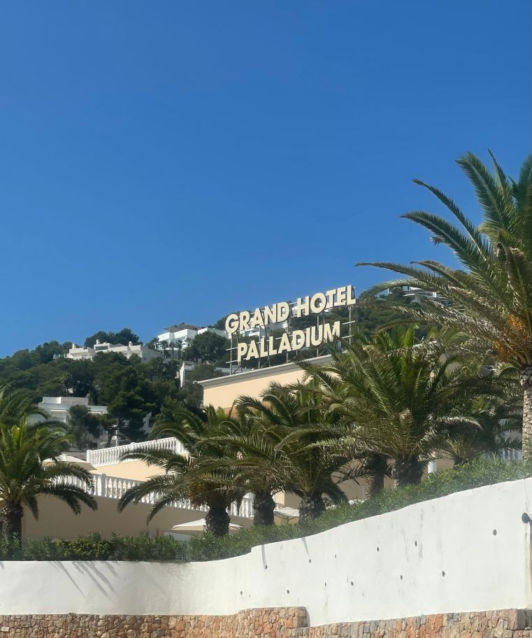 普拉迪姆萨塔乌拉利亚德瑞欧酒店-旅行者