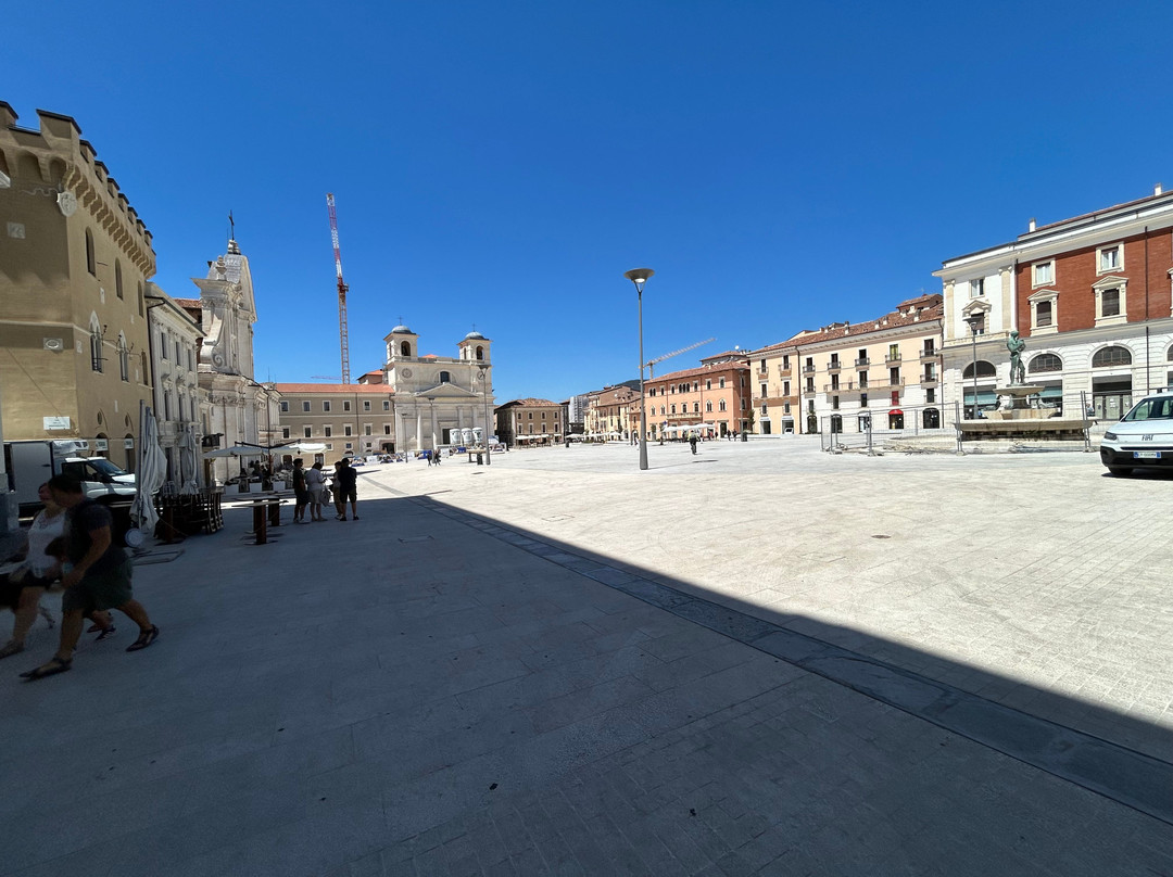 Chiesa di Santa Maria del Suffragio-拉奎拉必去景点