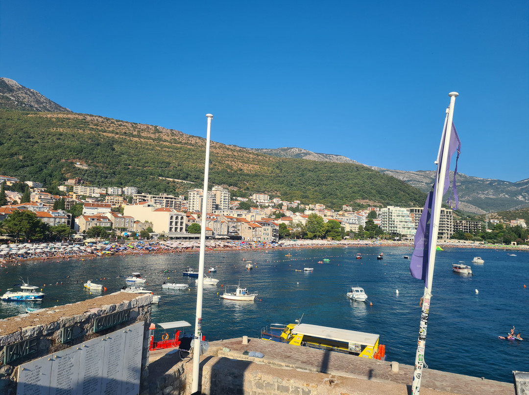Petrovac Quay-Petrovac必去景点