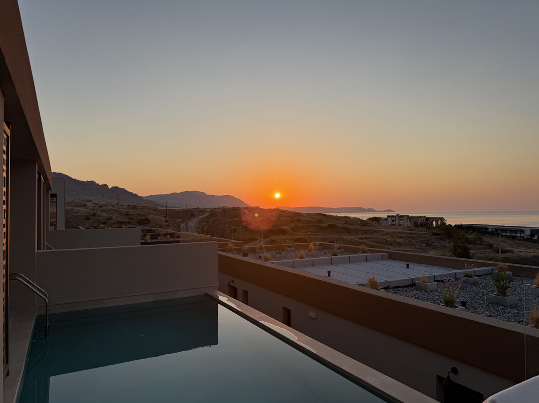 Este Elegant Suites & Villas