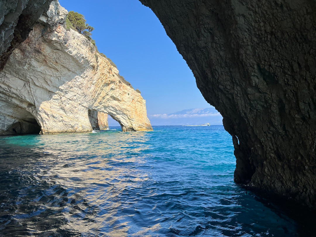 Zante Vipboats-阿雷克斯必去景点