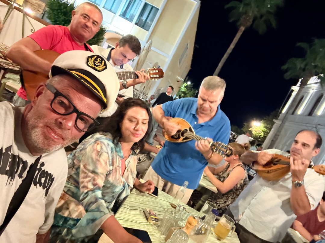 Alektor Restaurant