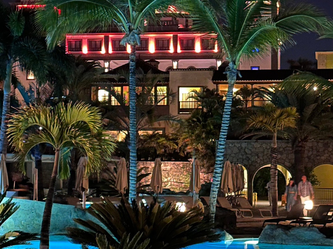 德尔孔德洛佩西翁别墅度假村&海水浴主图