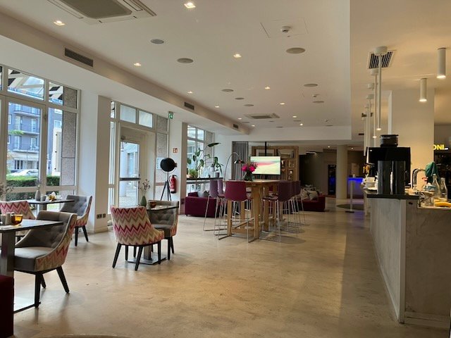 杜塞尔多夫维多利亚广场英迪格酒店-旅行者