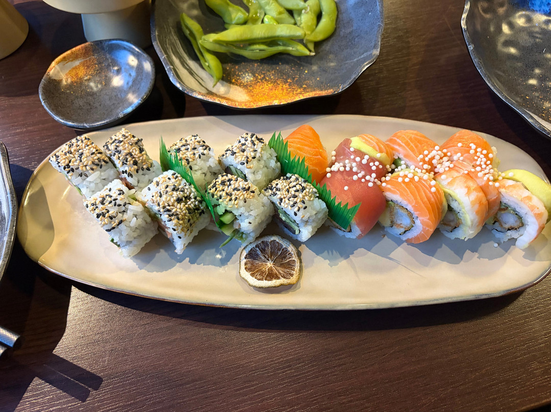 Kujira Sushi