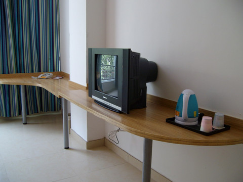 701越容e选酒店(昆医附二院店)主图