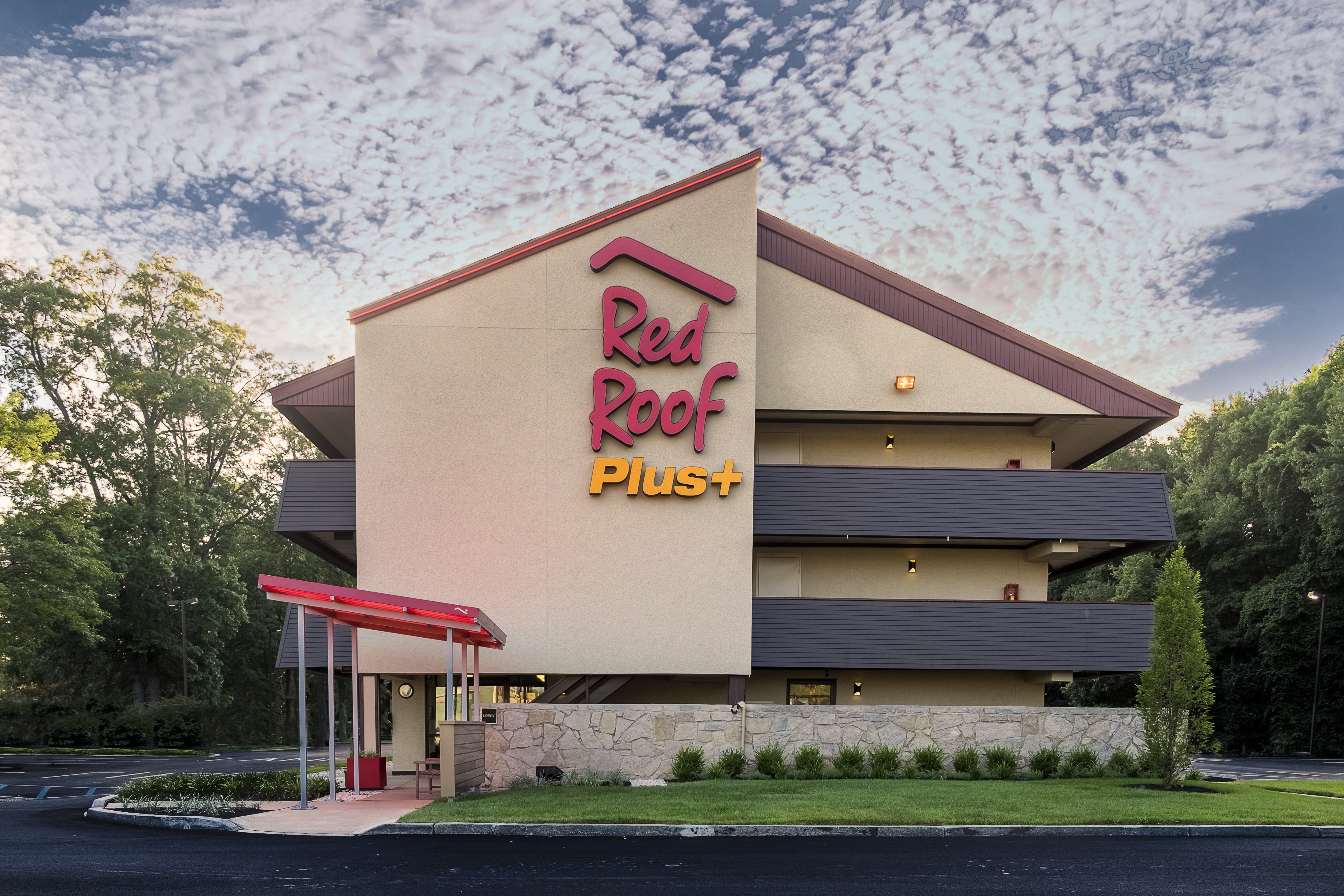 Red Roof PLUS+ Wilmington-官方
