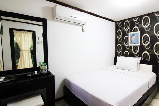 Royal Caravan Hotel & Outbound