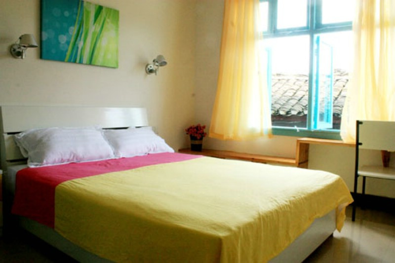 凤凰西子爱情海驿站主图