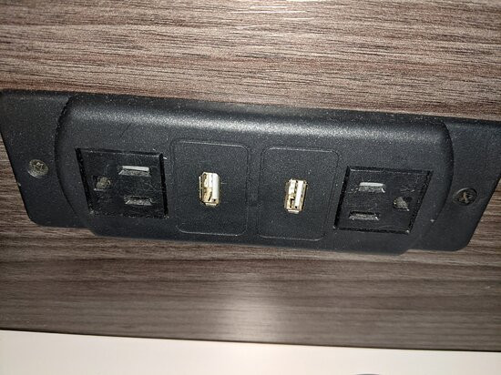 自由港市区希尔顿花园旅馆主图