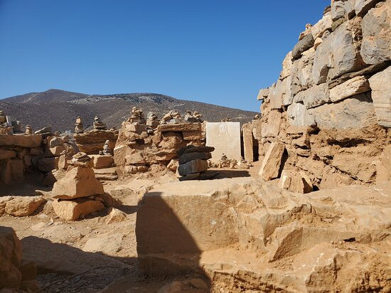 La Tomba di Omero-埃欧斯岛必去景点