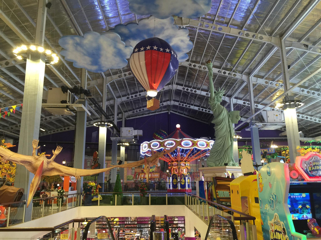 巴厘巴板旅游景点-Transmart Carrefour