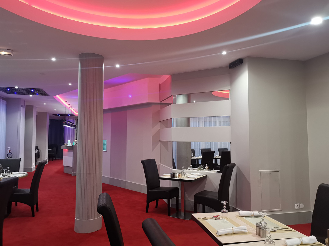 Vaureal旅游攻略图片