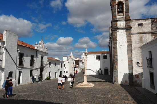 Church of Our Lady of the Lagoon-蒙萨拉斯必去景点