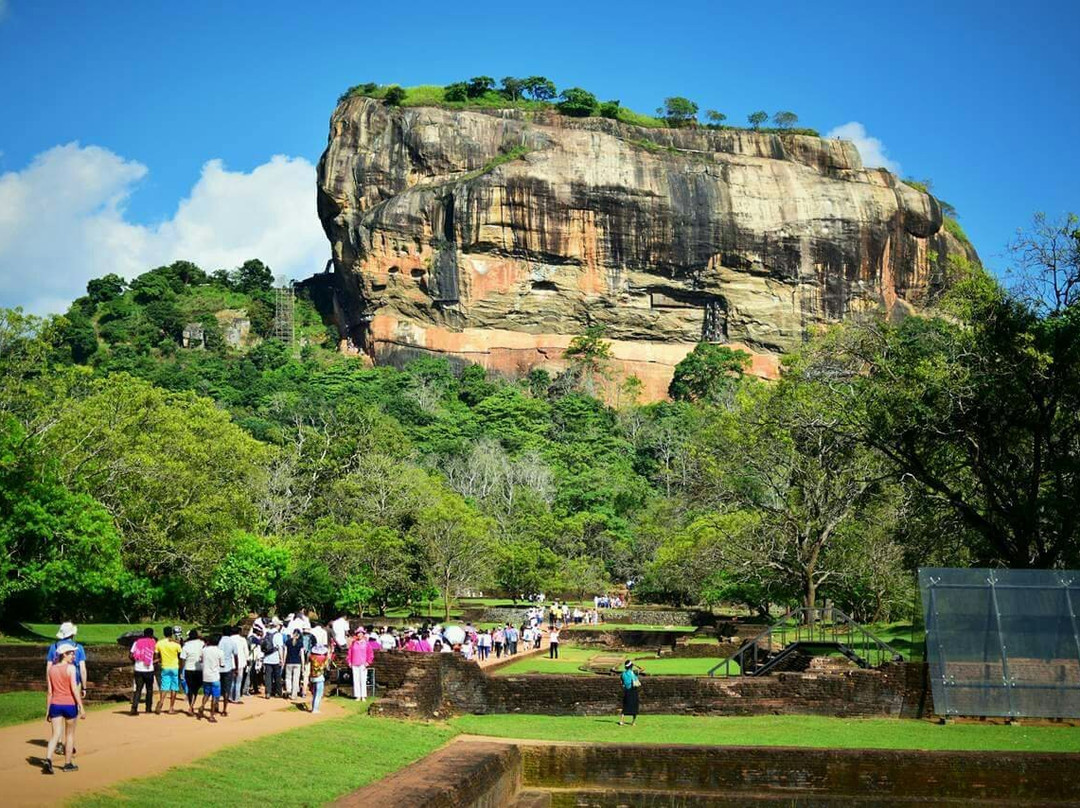 Enow Lanka Holidays景点图片