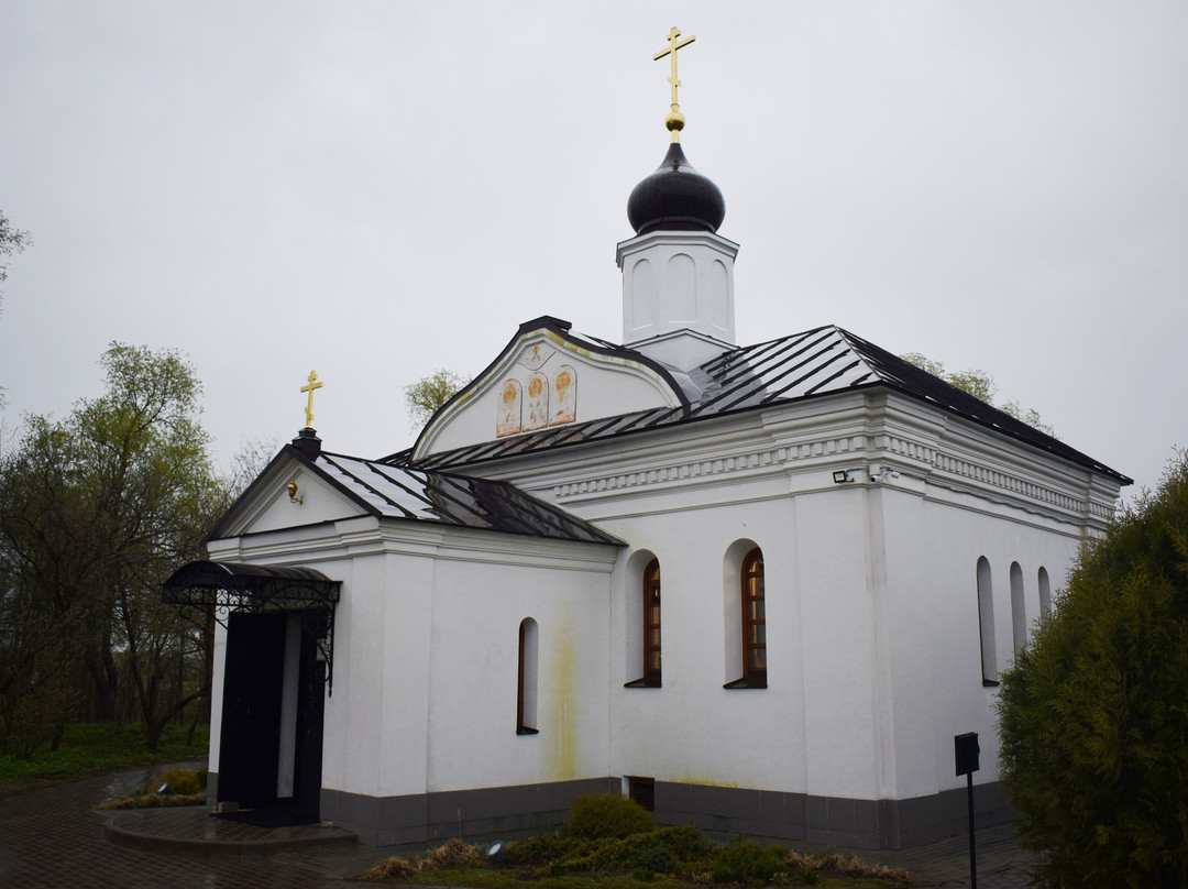 Trekhsvyatitel'skaya Tserkov'景点图片