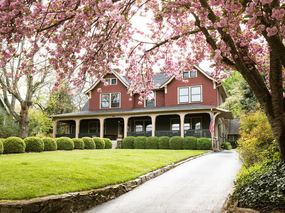 Woodfin酒店住宿-1900 Inn on Montford