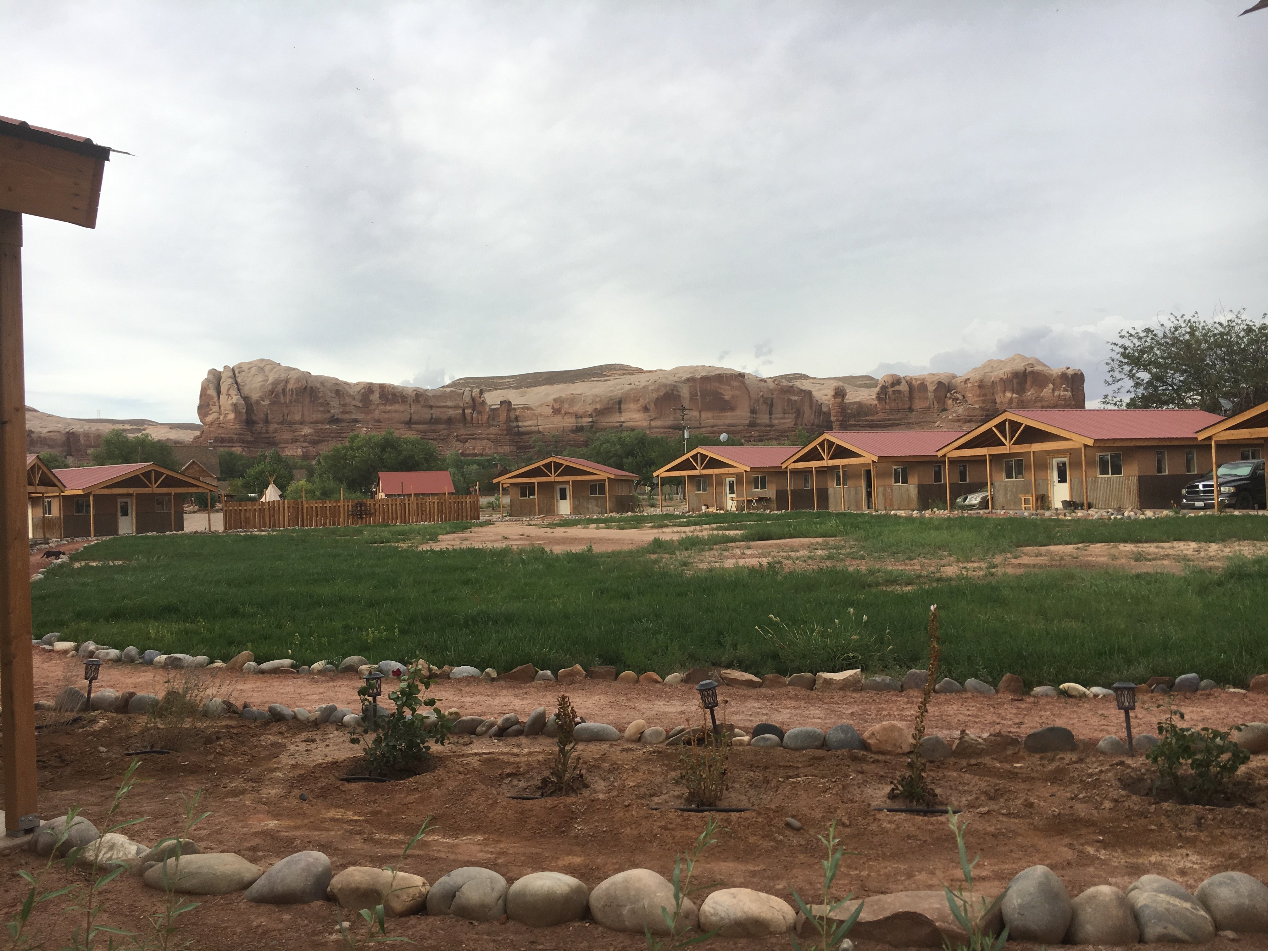 Bluff Gardens-官方