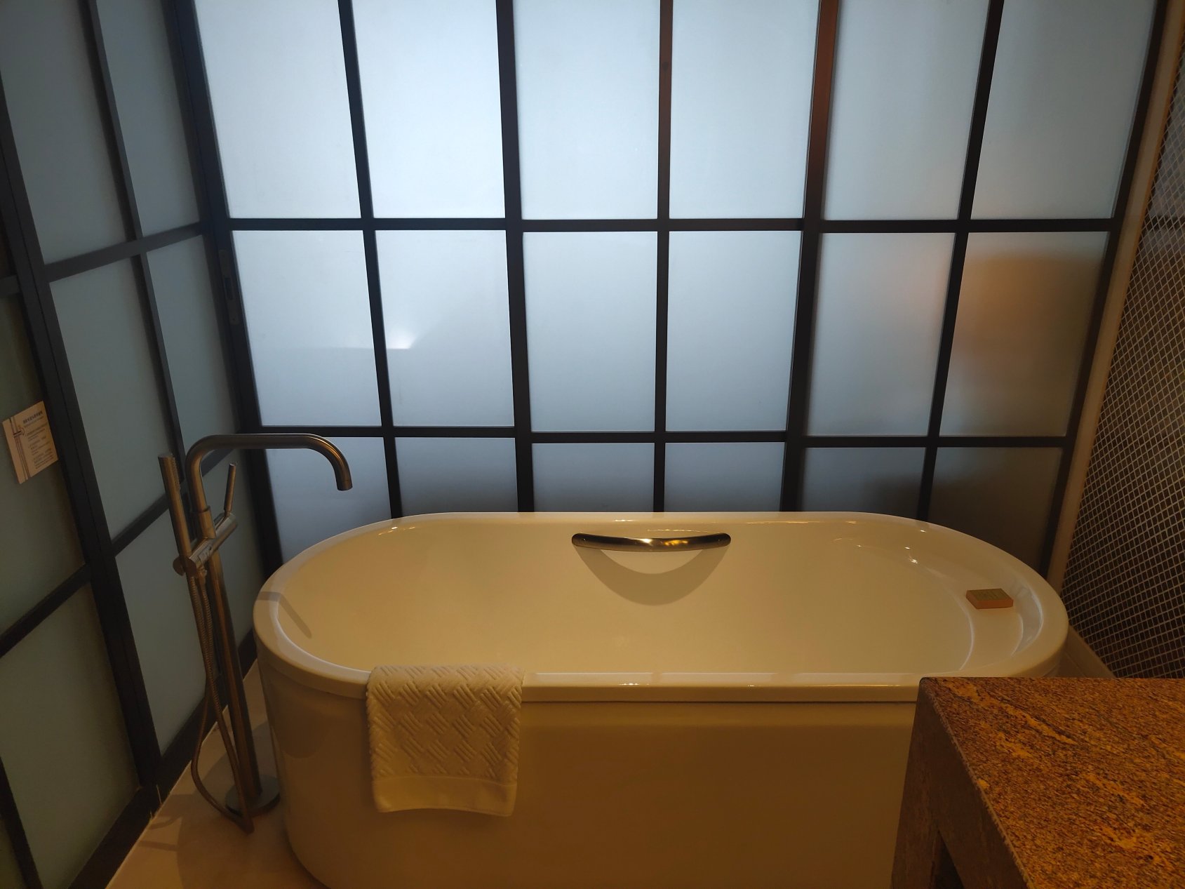 青岛金沙滩希尔顿酒店-浴室