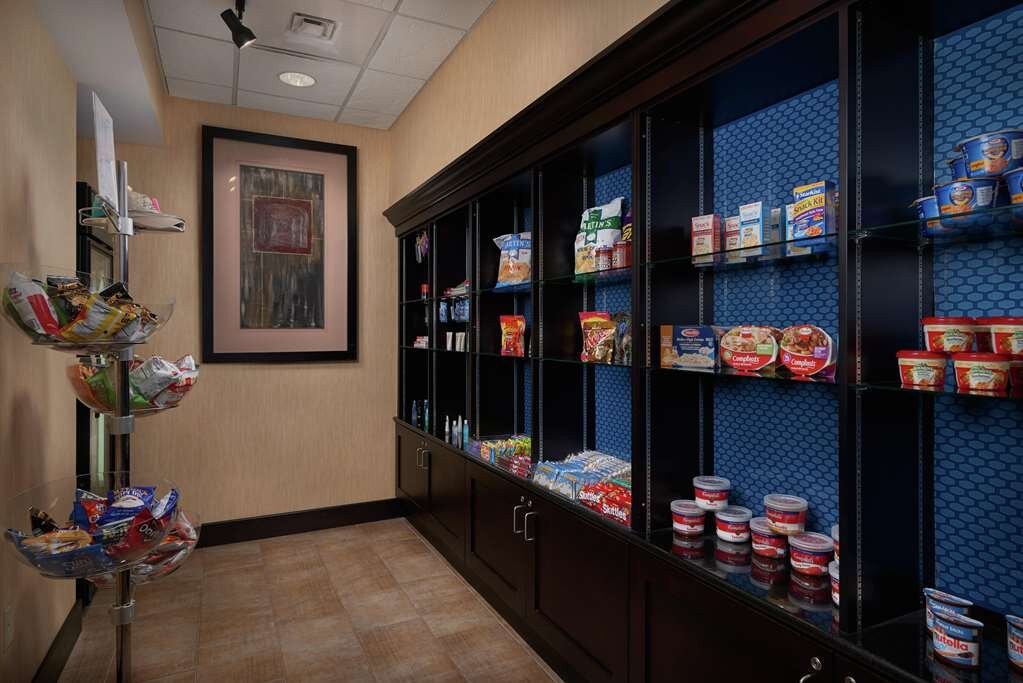 Hampton Inn Shrewsbury主图