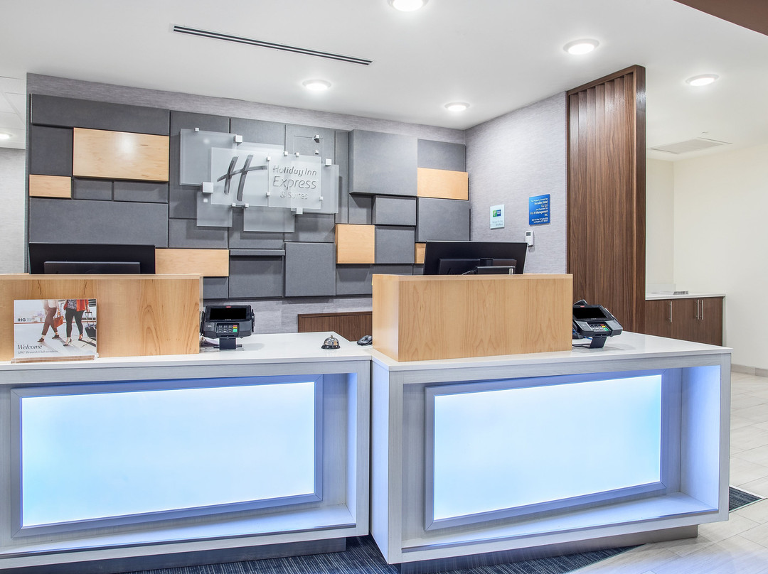 Holiday Inn Express & Suites Lexington W - Versailles By IHG主图