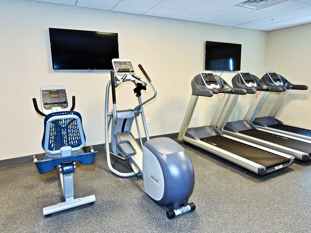 Hampton Inn Kirksville主图