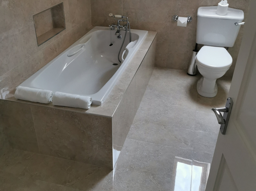 The Tides Ballybunion主图