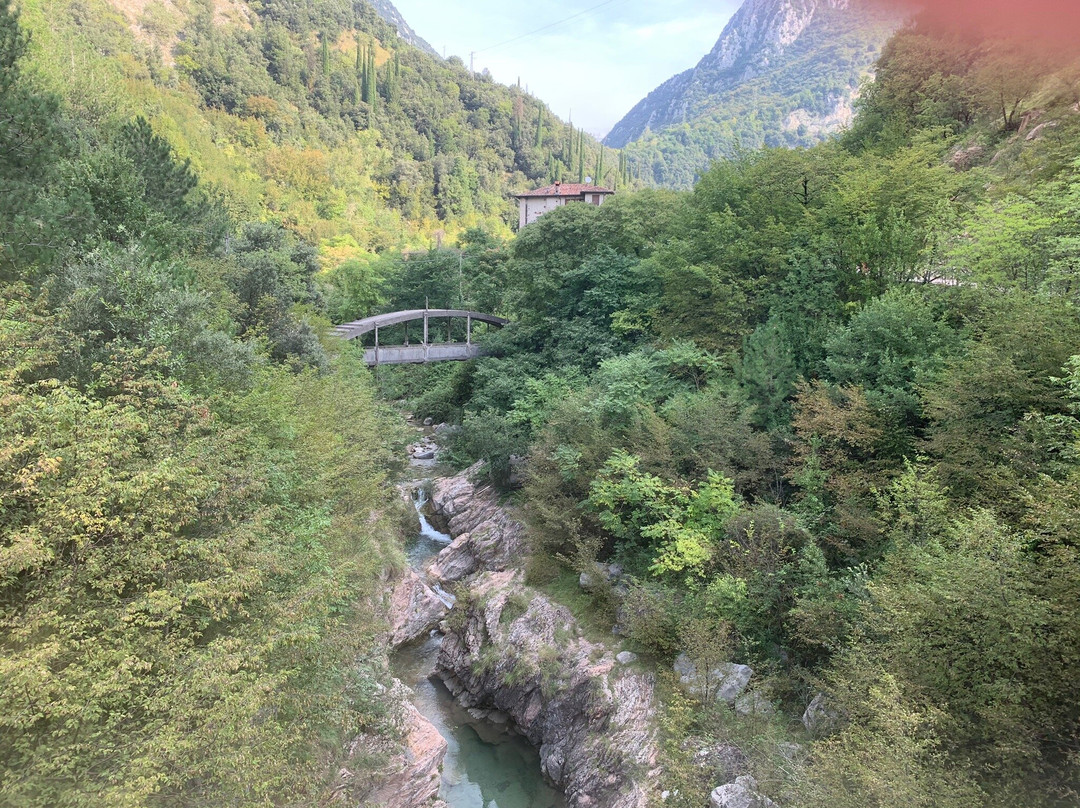 Valle delle Cartiere-Toscolano-Maderno必去景点