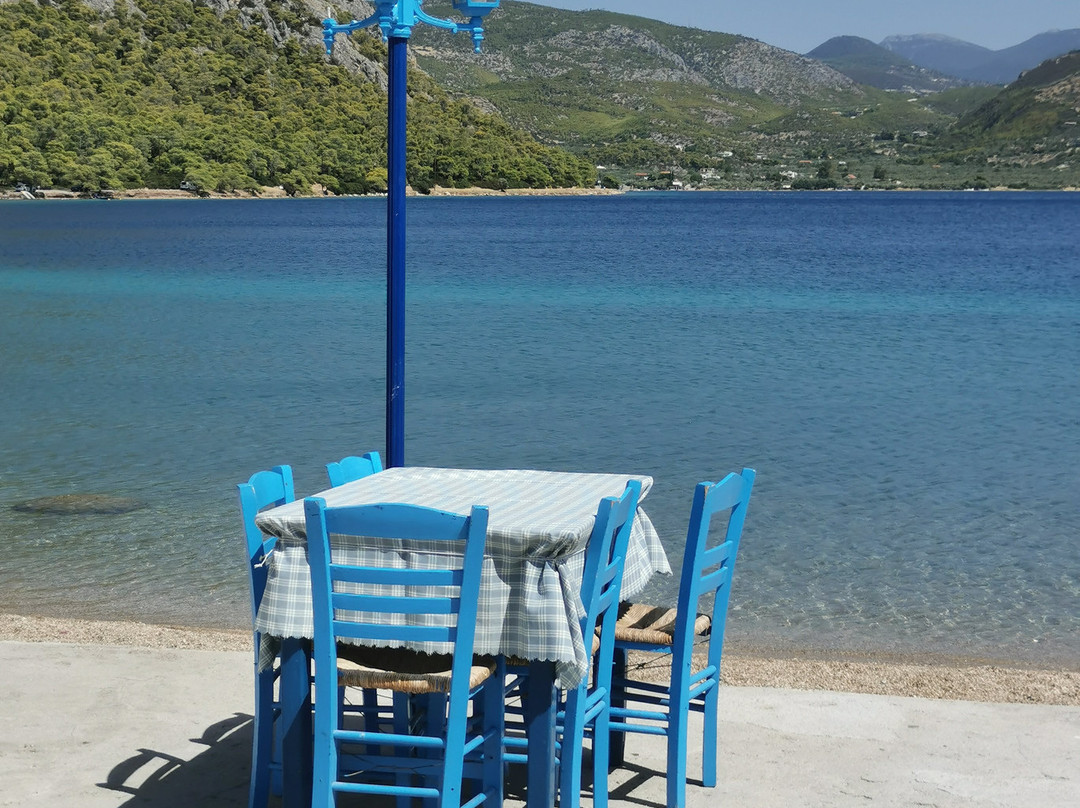 Limni Vouliagmeni景点图片
