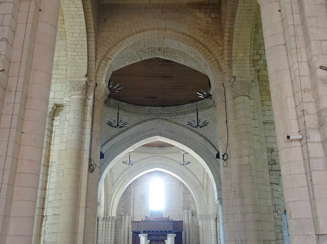 Abbaye aux Dames景点图片