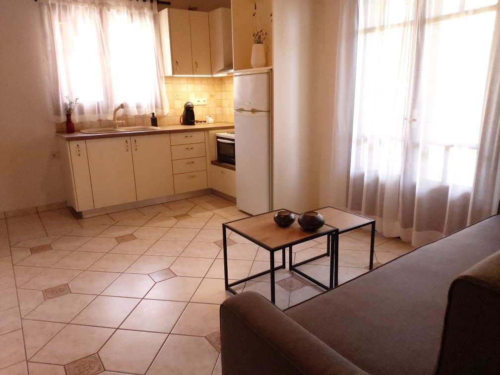 Liogerma Apartments主图