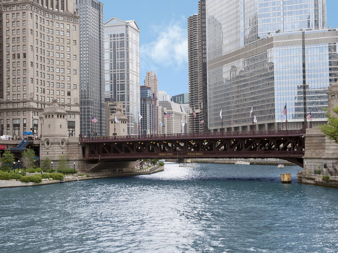 History with Action-芝加哥必去景点