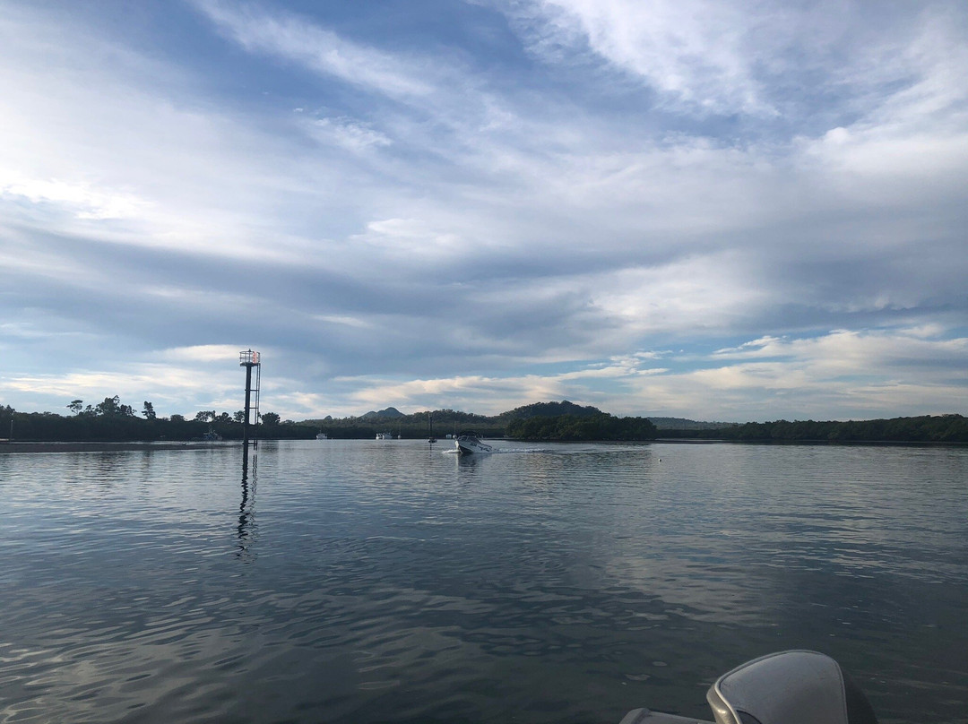 Inshore Fishing-Mackay必去景点
