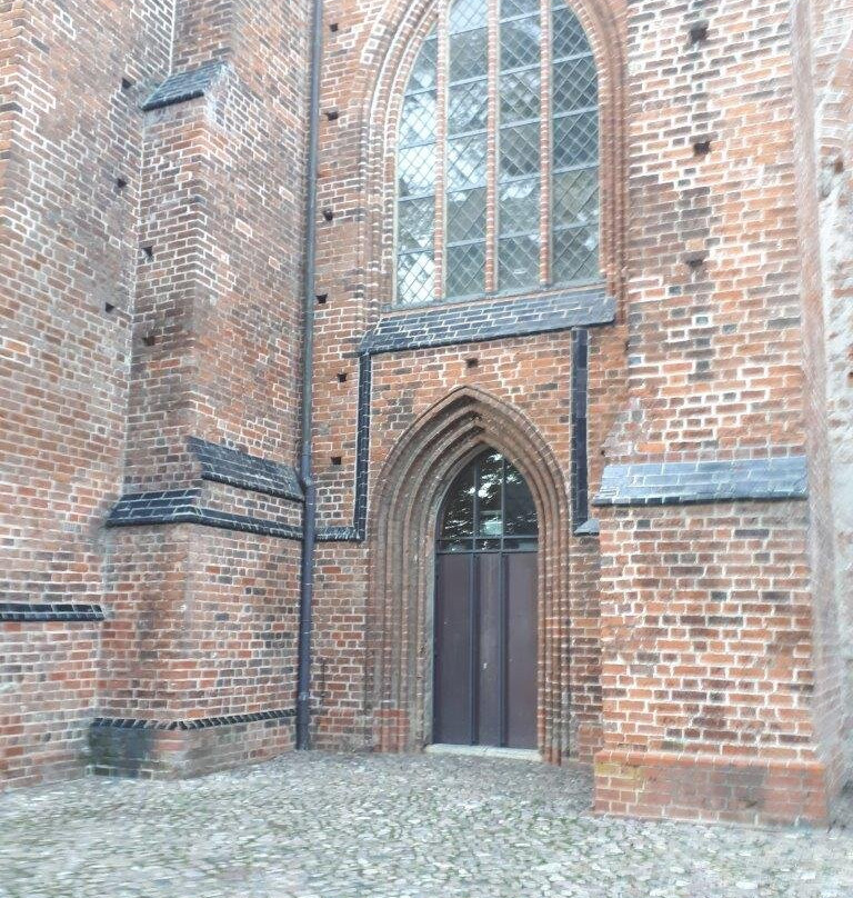 Kirche St. Georgen景点图片
