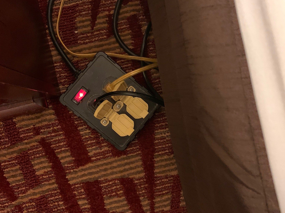 Rodeway Inn & Suites On The River主图