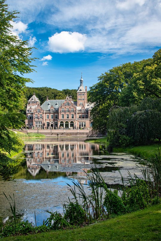 沙丘与克劳德堡庄园主图