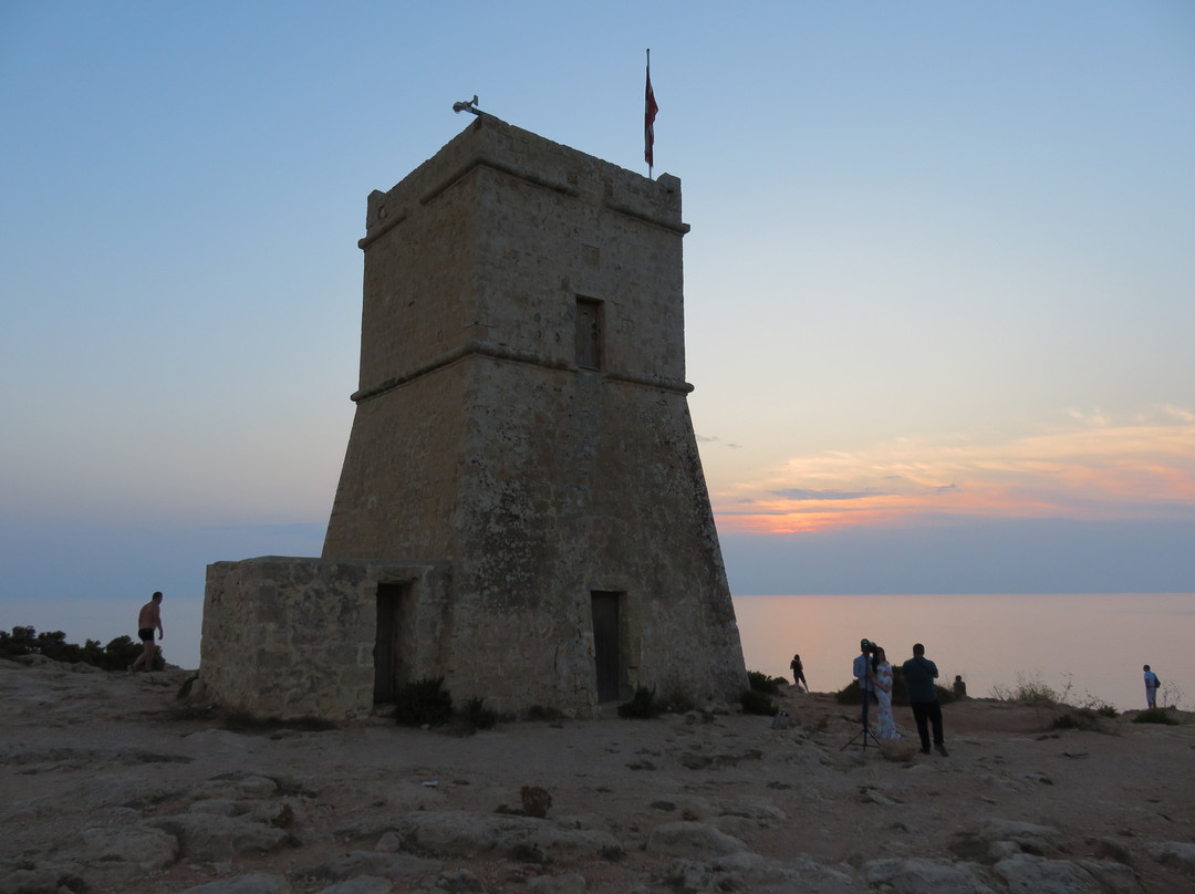 Ghajn Tuffieha Tower-梅雷赫必去景点