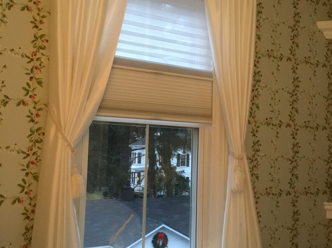 AWOL Kennebunkport主图