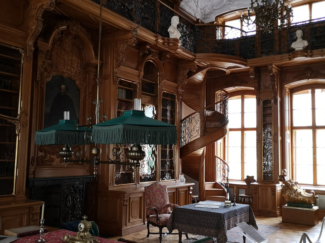 Rogalin Palace景点图片
