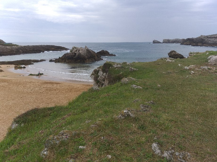 Playa de San Juan de la Canal-Soto de la Marina必去景点
