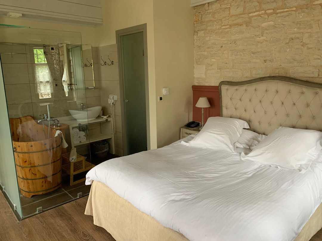 Pirrion Wellness Boutique Hotel主图