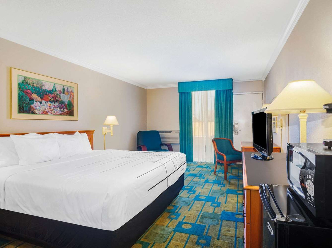 Days Inn Inn by Wyndham Del Rio主图