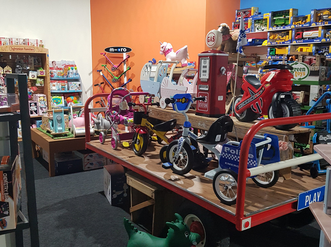 Let the Children Play Toyshop景点图片