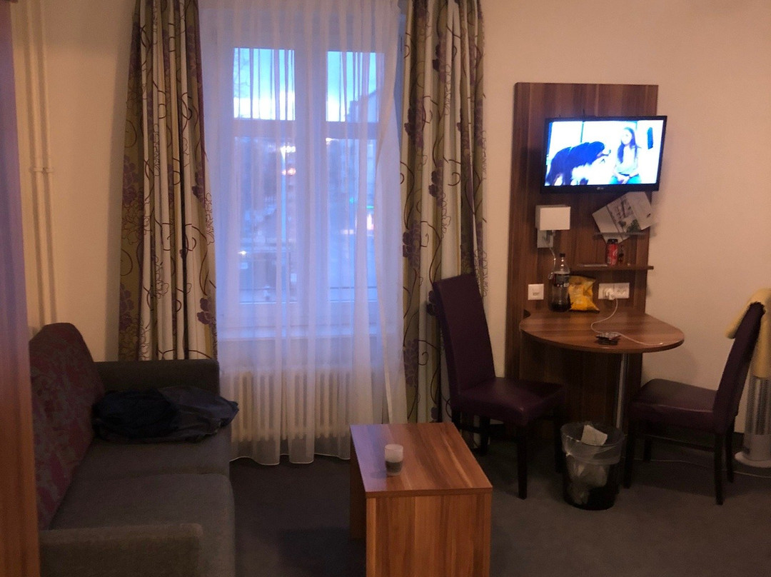 Hotel Restaurant Resslirytti主图