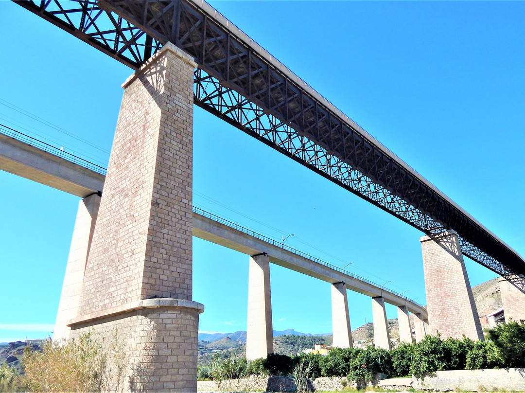 Puente Antiguo-Santa Fe de Mondujar必去景点