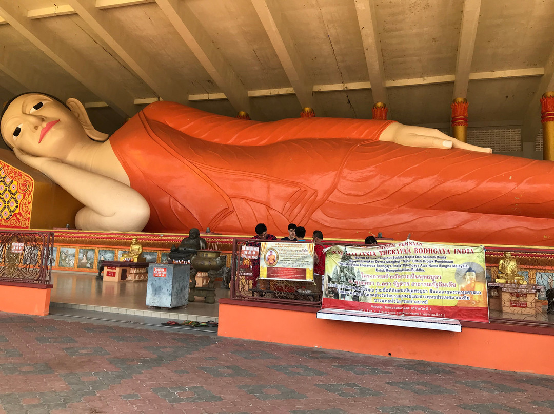 Wat Photivihan Sleeping Buddha景点图片