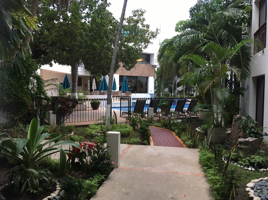 Capital Plaza Hotel主图